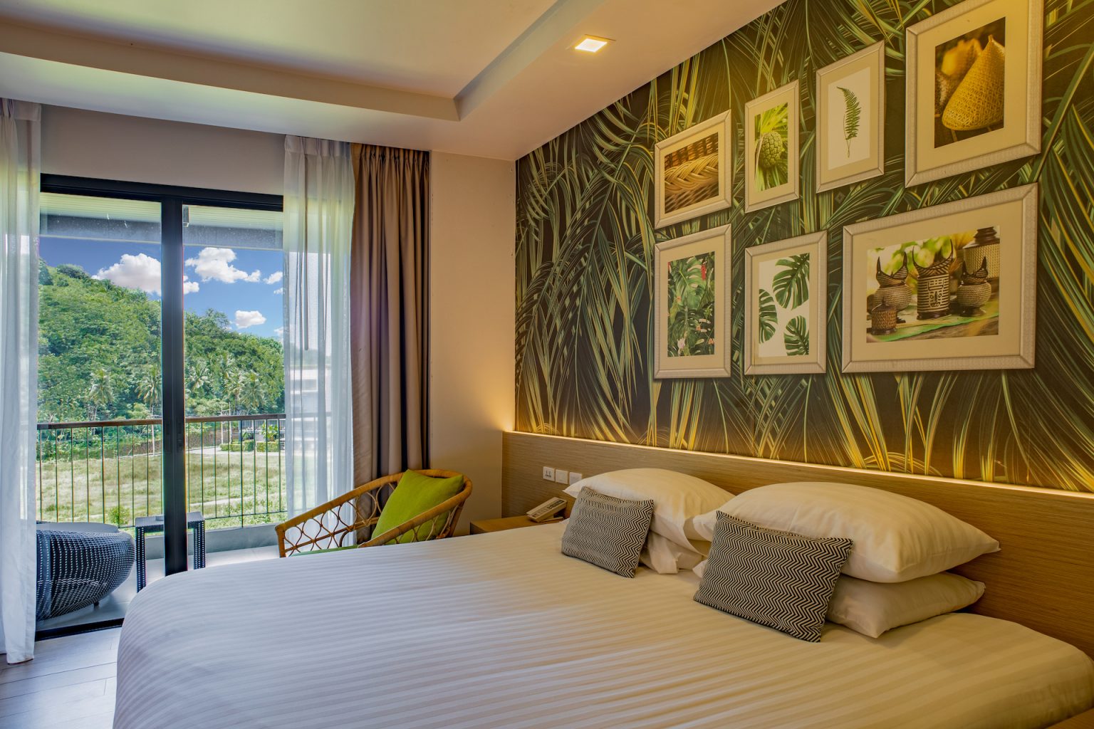 Krabi Family Resort Deluxe Cliff View Room